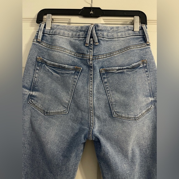 GOOD AMERICAN Curve Straight Jeans - Picture 13 of 15
